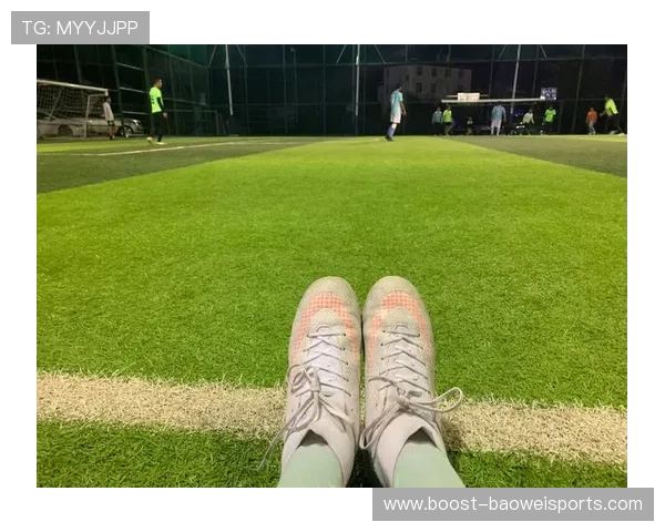 足球明星必备的十大生活用品 揭开他们场外的日常秘密